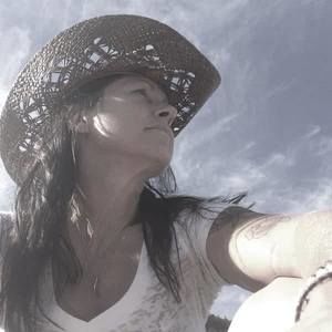 Meet your Posher, Frances